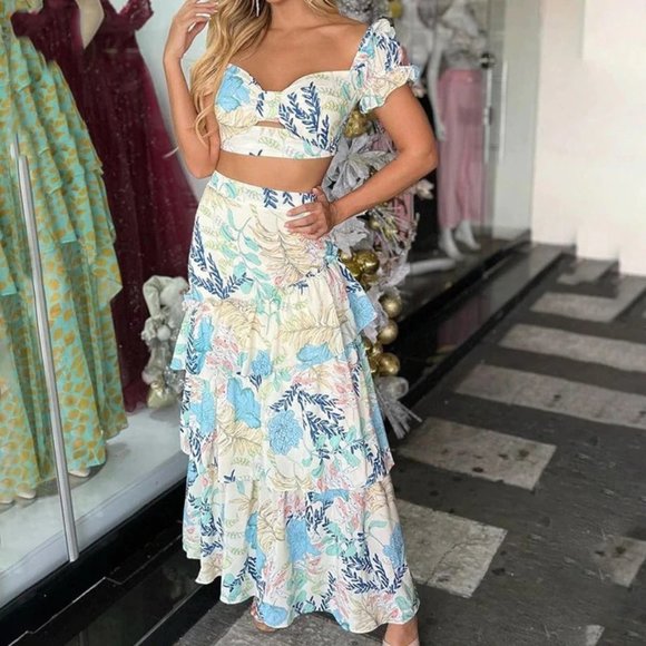 Maxi Skirt and Off Shoulder Crop Top Summer Outfit - Picture 2 of 3